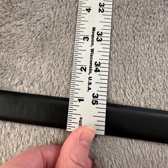 Nordstrom Belt Black Italian Calfskin Leather MEDIUM Black Buckle Thin - Picture 6 of 7